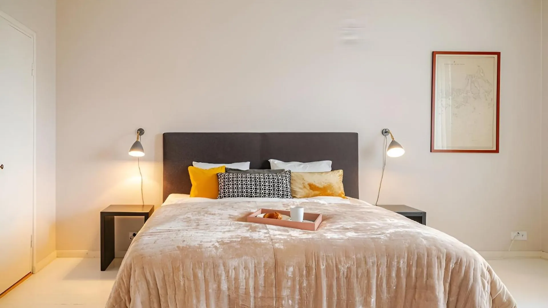 190M2 Modern Mansion In Central Helsinki Daire 0*,