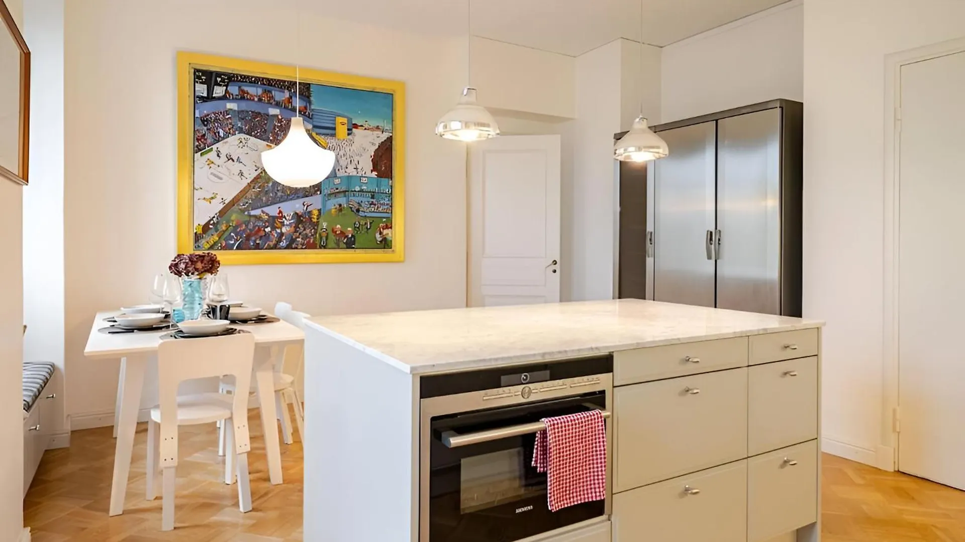 190M2 Modern Mansion In Central Helsinki Daire 0*,  Finlandiya